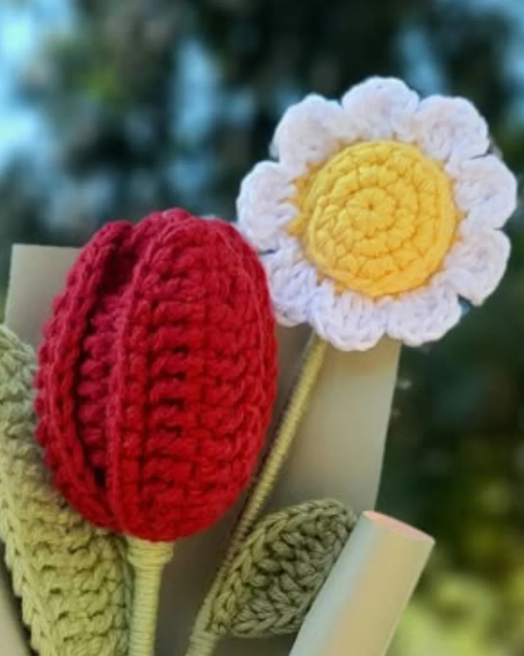 Crochet Tulip Bouquet thumbnail 3